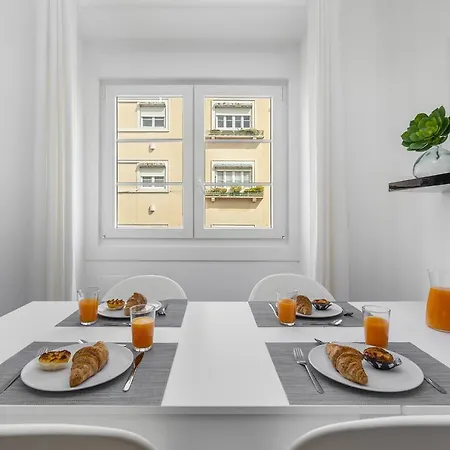 Whome Hideaway Family #2 리스본