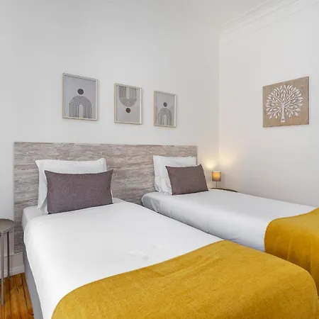 Whome Hideaway Family #2 *